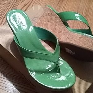 Ugg Natassia Platform Sandals size 8 or 39 euro